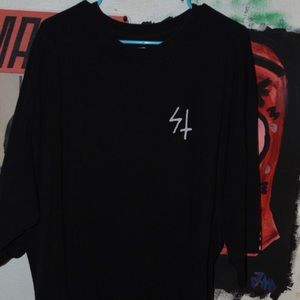 Sketchy tank trust no suits. XXL